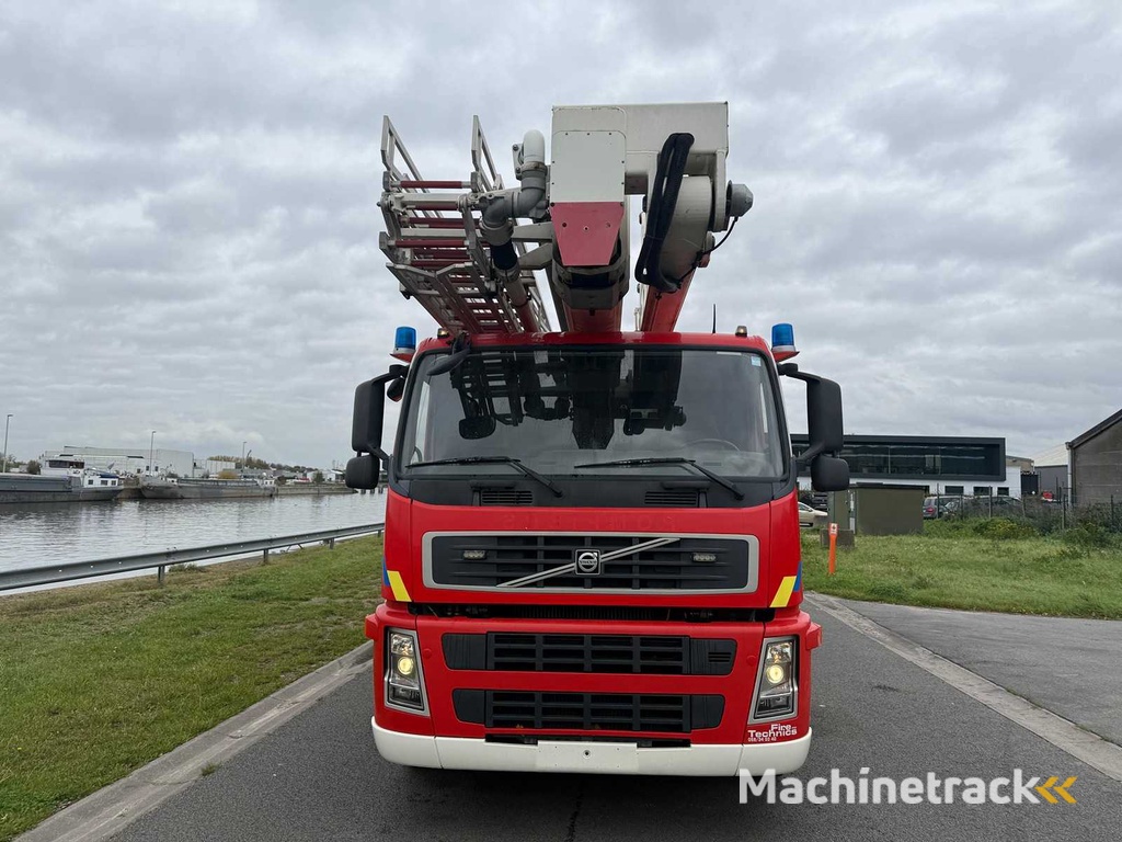 VOLVO ELEVATO - 2009 - FMFH62L 8.0E4 - Feuerwehrauto