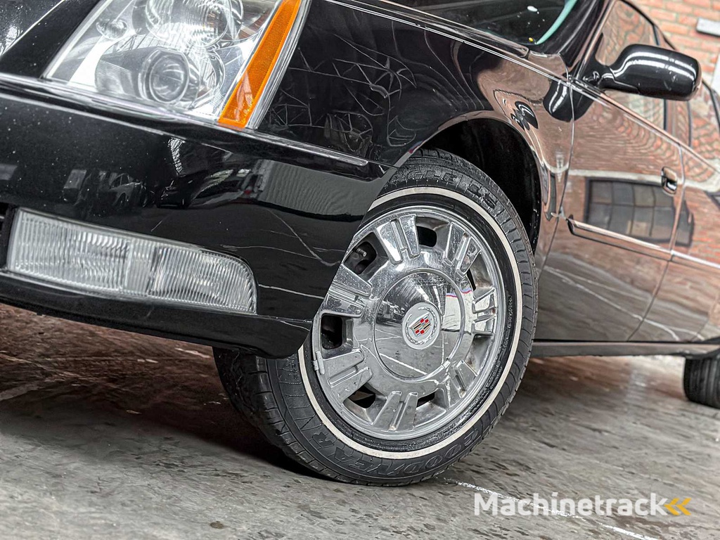 Cadillac Six Door Limousine Superior 6-Deurs Rouwauto 2010