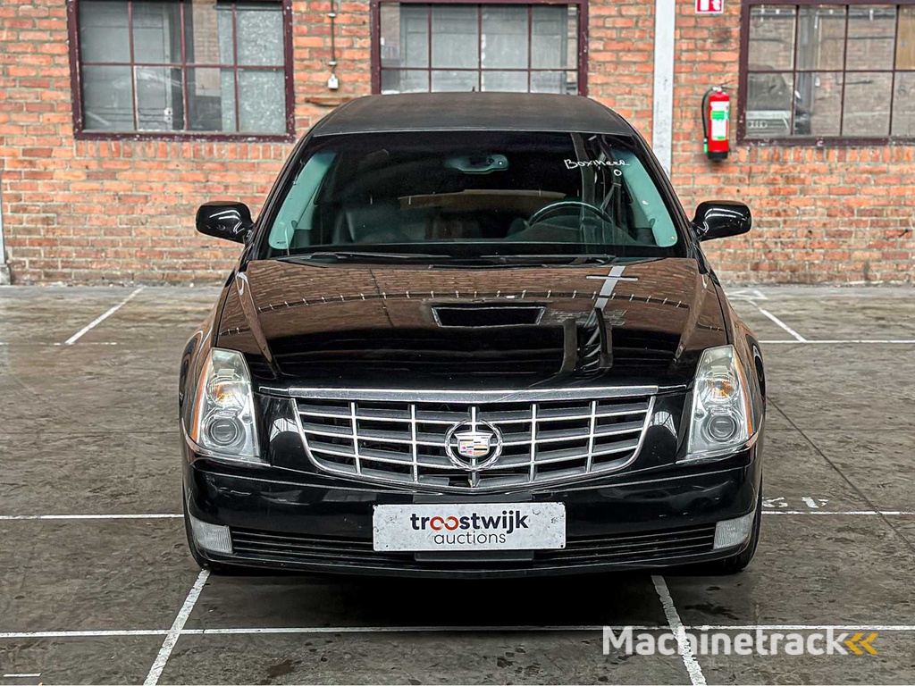 Cadillac Six Door Limousine Superior 6-Deurs Rouwauto 2010
