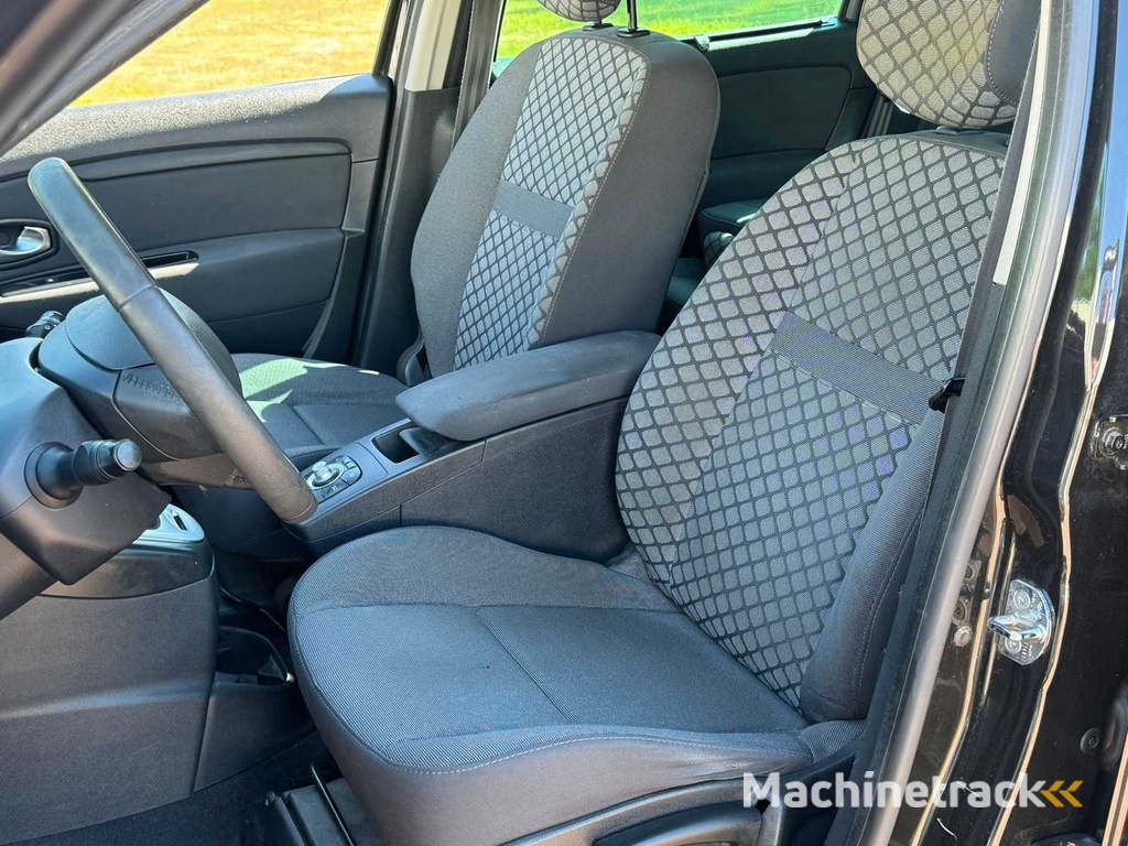 Renault - 2010 - Grand Scénic - 2.0 Celsium - Automatik - 37-LSR-8