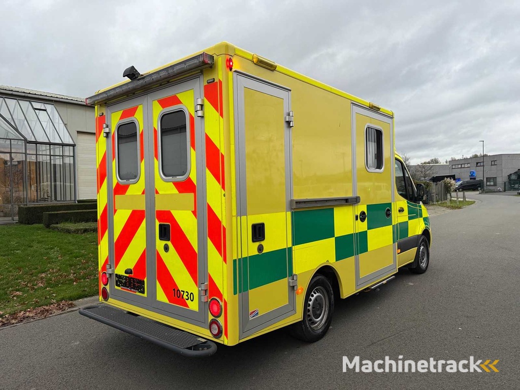 Mercedes - 2020 - Sprinter Ambulance - Ambulance