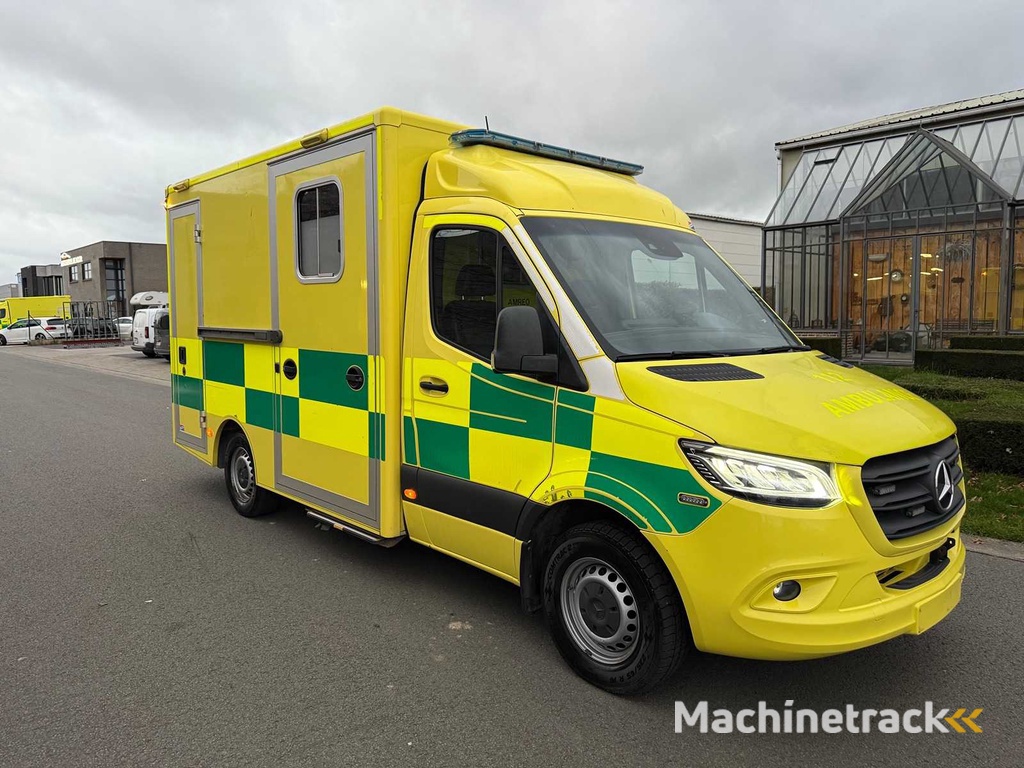 Mercedes - 2020 - Sprinter Ambulance - Ambulance