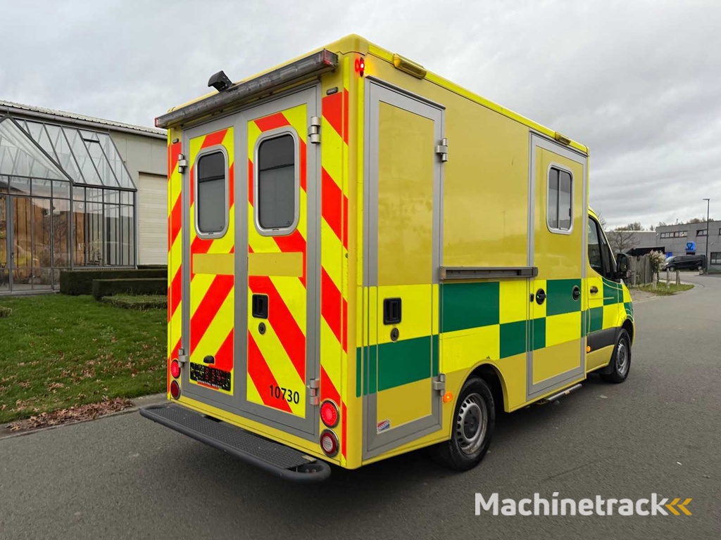 Mercedes - 2020 - Sprinter Ambulance - Ambulance