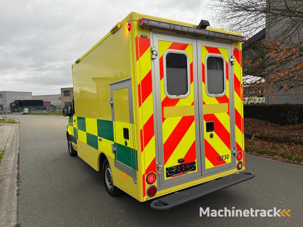Mercedes - 2020 - Sprinter Ambulance - Ambulance