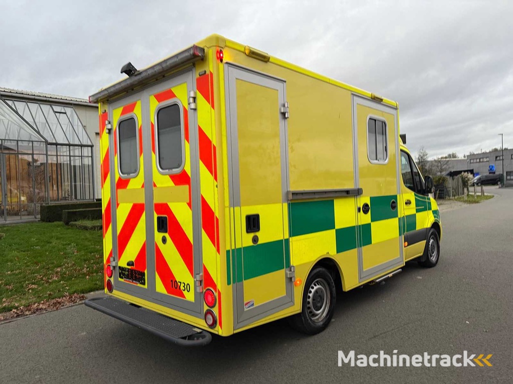 Mercedes - 2020 - Sprinter Ambulance - Ambulance