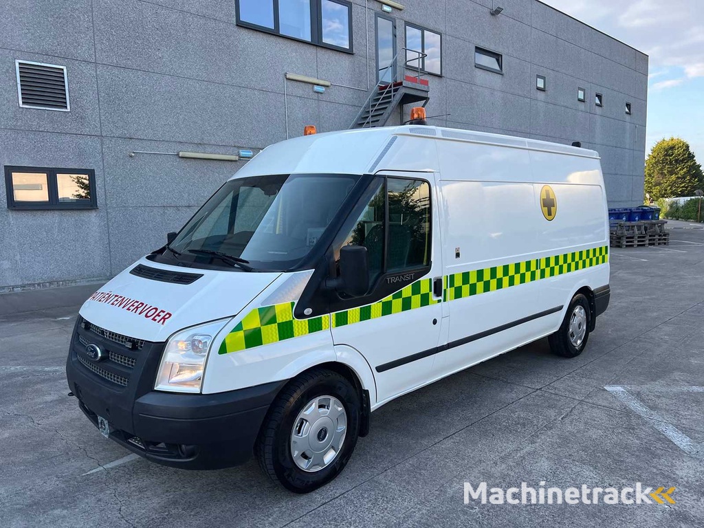FORD - 2014 - TRANSIT - Ambulance