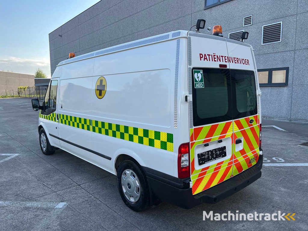 FORD - 2014 - TRANSIT - Ambulance