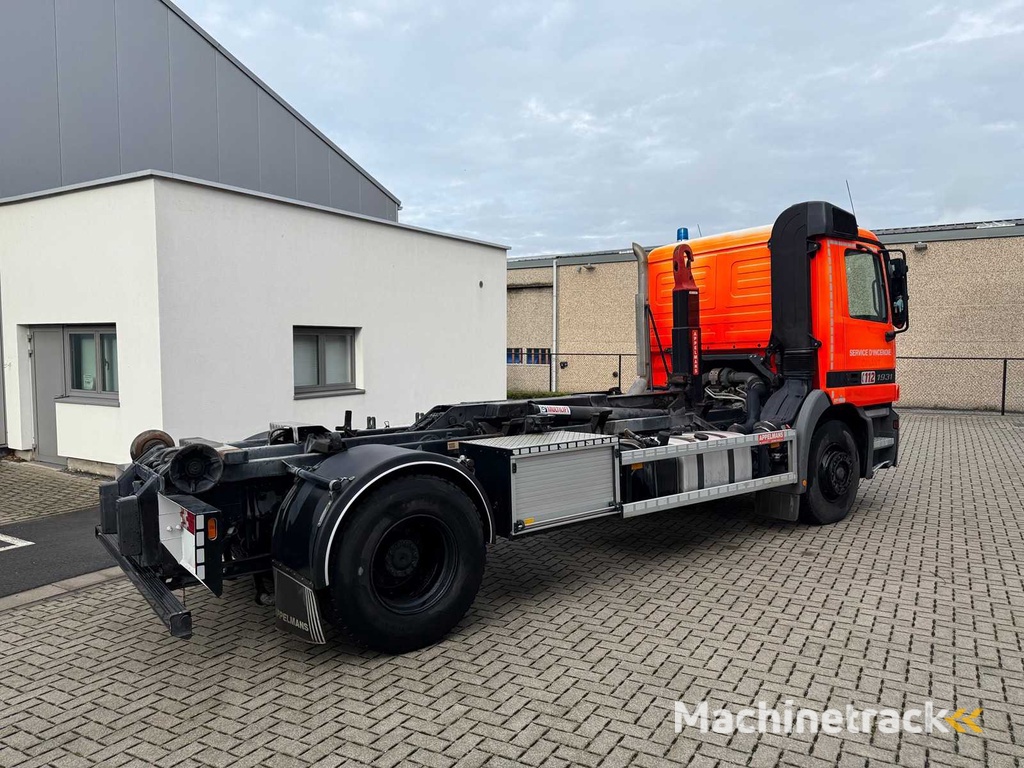 MERCEDES - 2003 - AXTROS 1931 - Feuerwehrauto