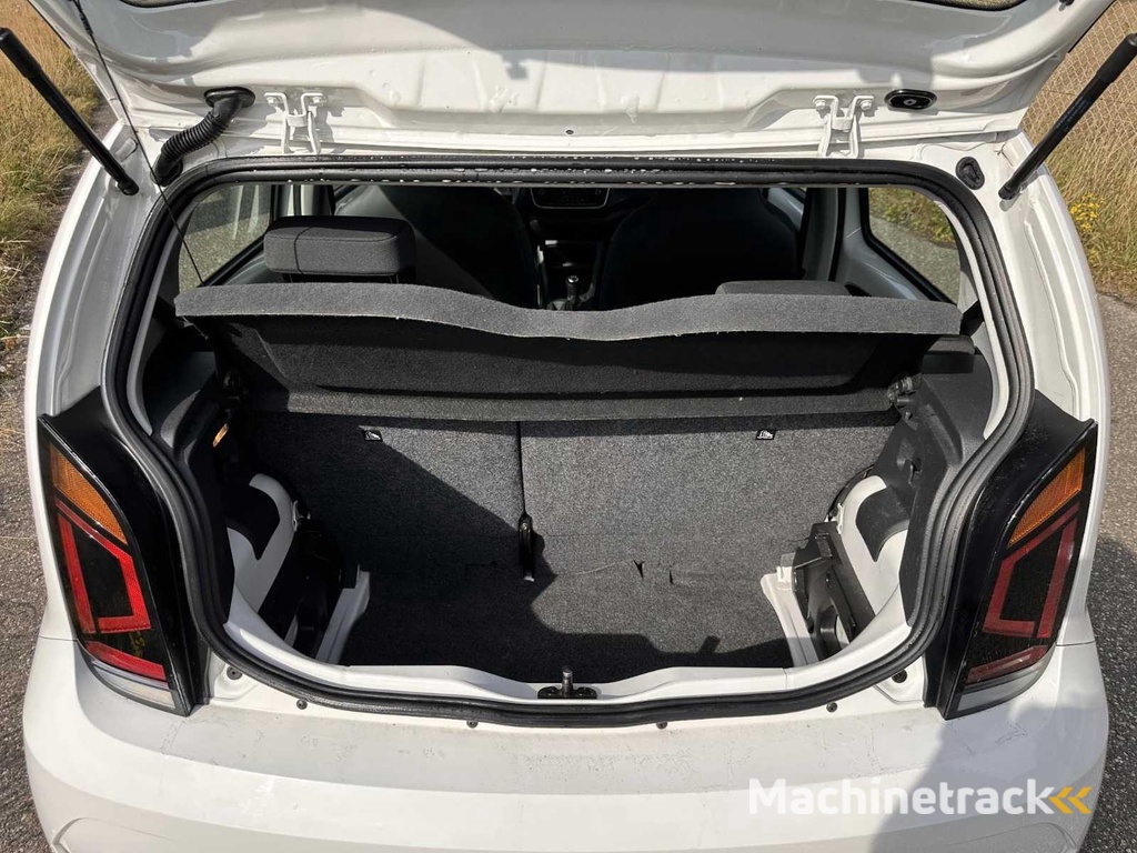 Volkswagen - 2019 - Auf! - 1.0 BMT steigt auf! - G-009-BS