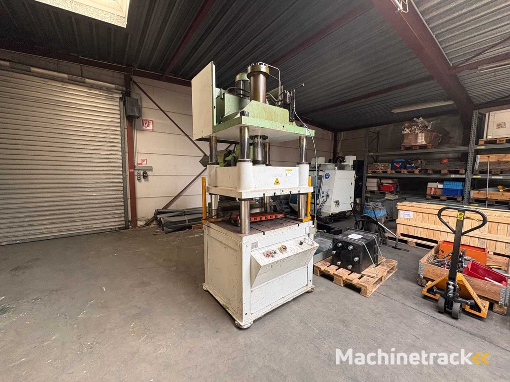 OEVERMANN VP-63 Hydraulic Press