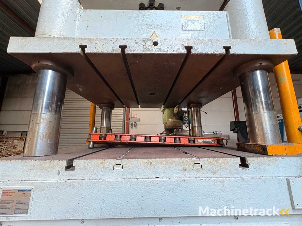 OEVERMANN VP-63 Hydraulic Press
