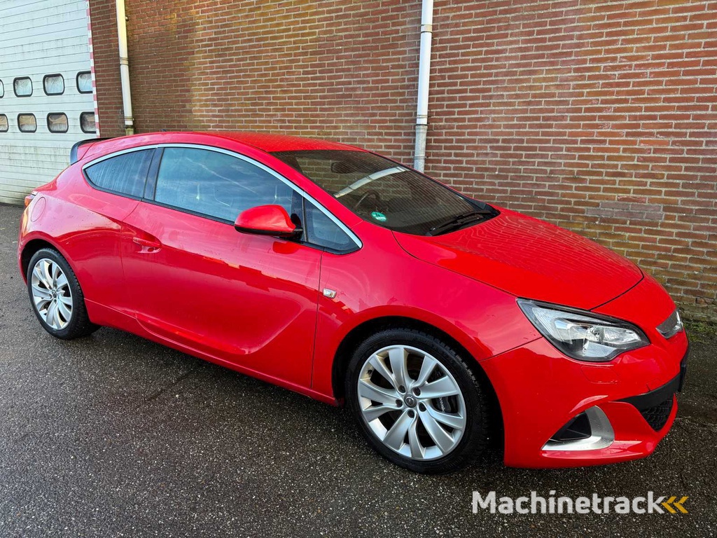 Opel Astra GTC OPC 2.0 Turbo km:99961 Baujahr:2012