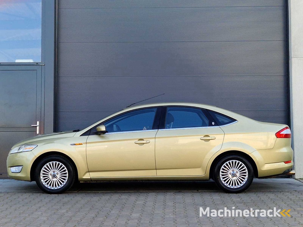 Ford - 2007 - Mondeo - 2.0-16V Titanium - 01-XS-FZ