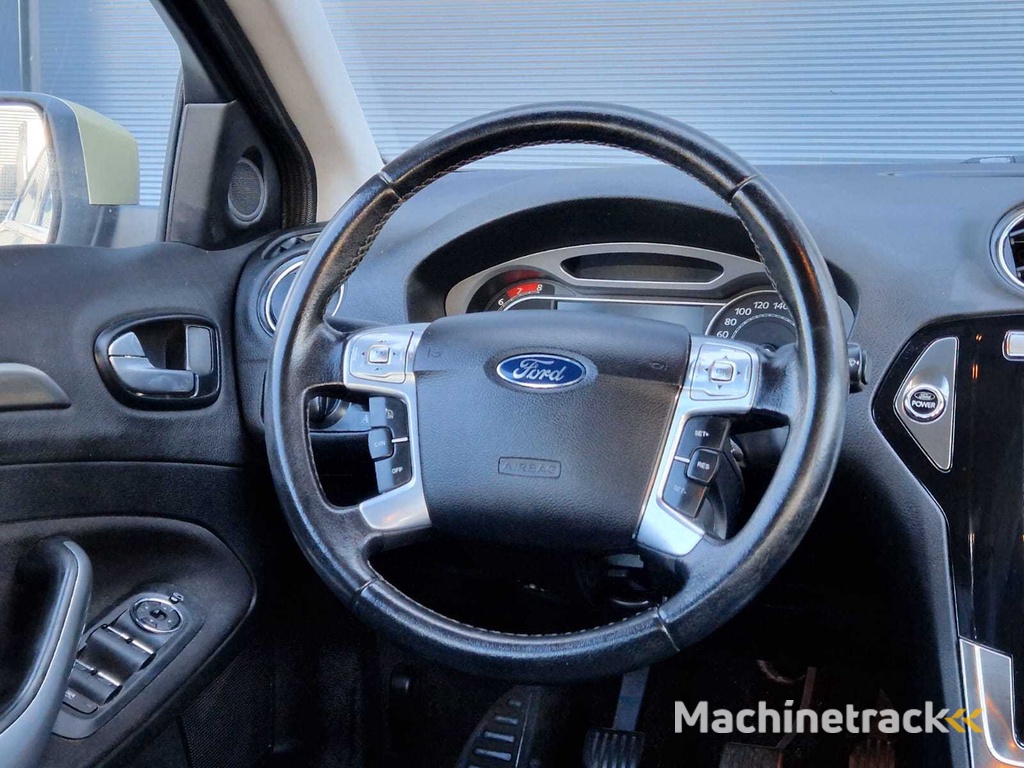 Ford - 2007 - Mondeo - 2.0-16V Titanium - 01-XS-FZ