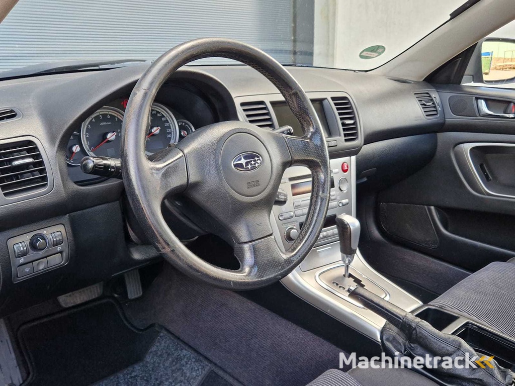 Subaru - 2005 - Outback - 2.5i - 71-RG-RH