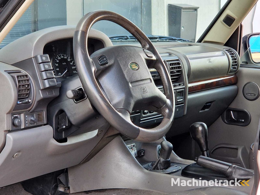 Land Rover - Discovery - 4.0 V8i - Bedrijfswagen - Grijs kenteken - VH-407-P