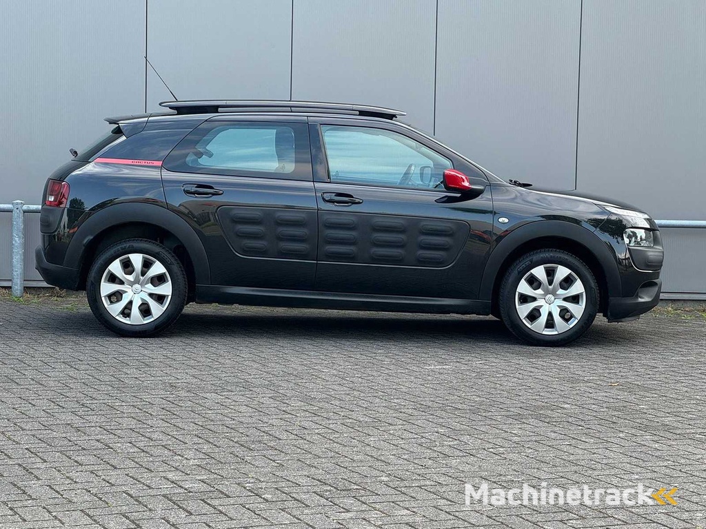 Citroen - 2015 - C4 Cactus - 1.2 PureTech Feel - 4-ZPB-93