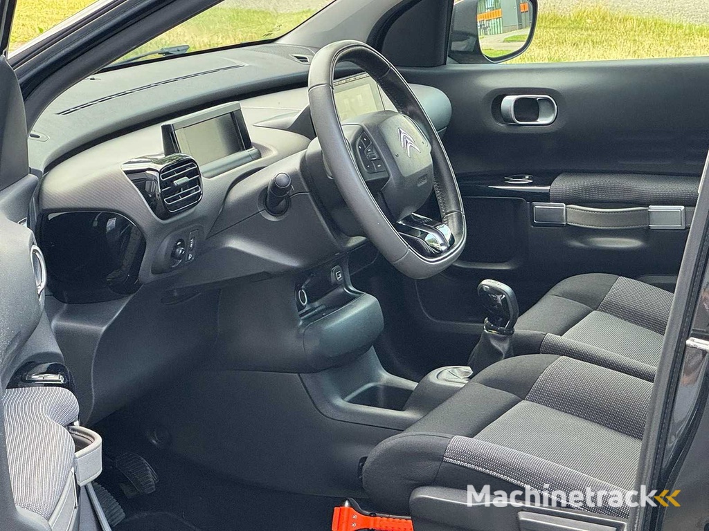 Citroen - 2015 - C4 Cactus - 1.2 PureTech Feel - 4-ZPB-93