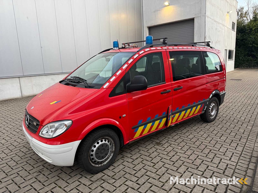 MERCEDES - 11-03-2005 - VITO MINIBUS - Feuerwehrauto