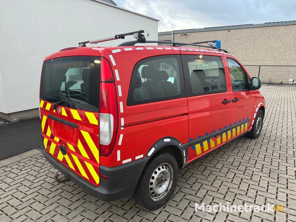 MERCEDES - 11-03-2005 - VITO MINIBUS - Feuerwehrauto
