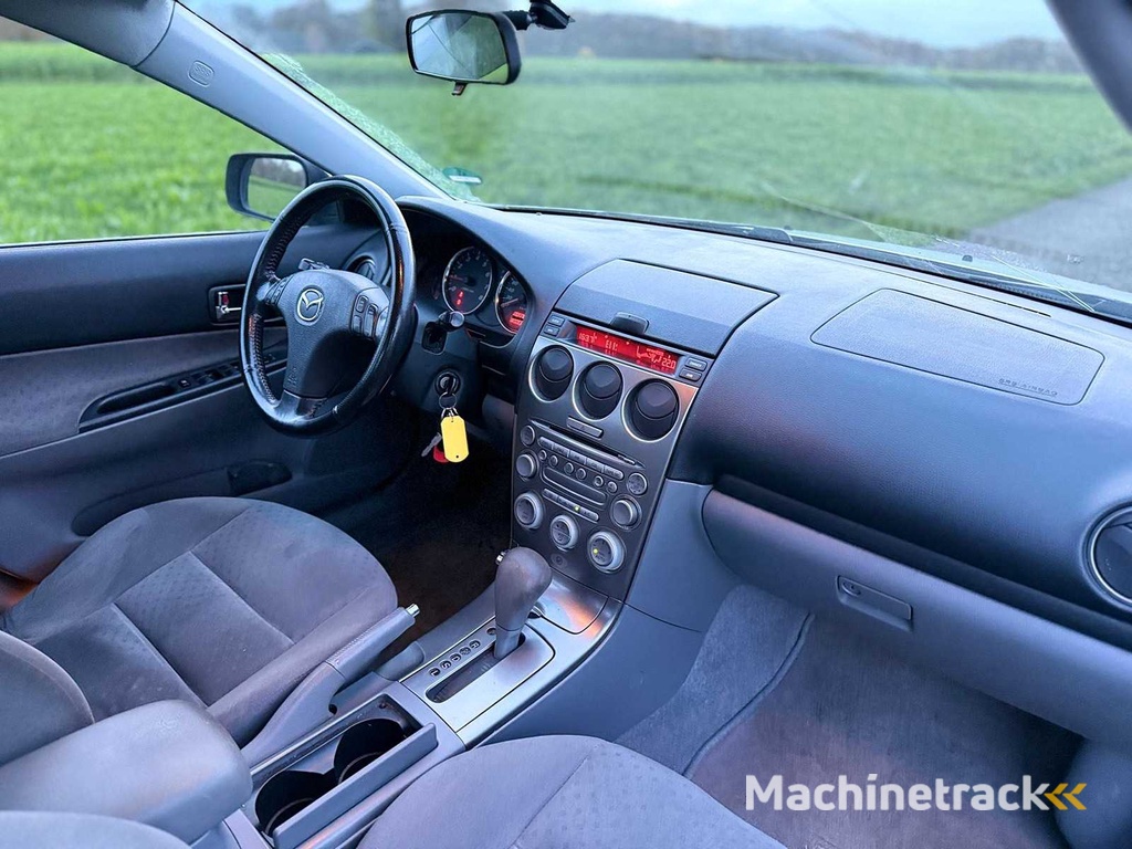 Mazda - 2003 - 6 Sport - 2.0i Touring - 27-NF-NN