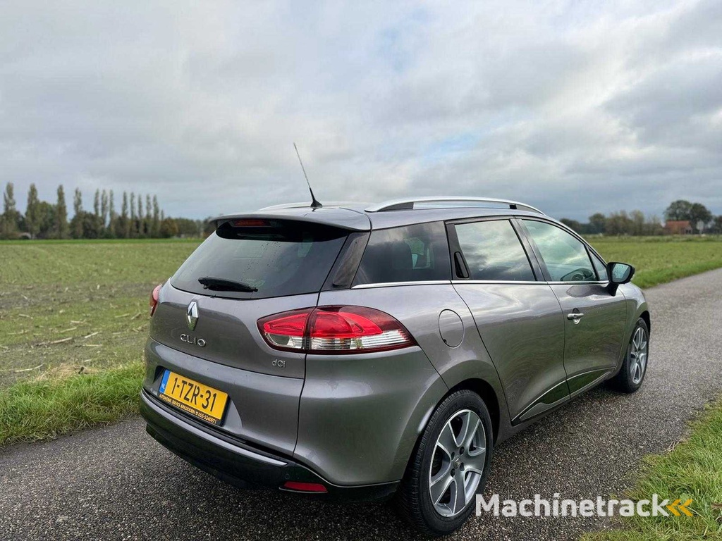Renault - 2014 - Clio Kombi - 1.5 dCi Nacht&amp;Tag - 1-TZR-31