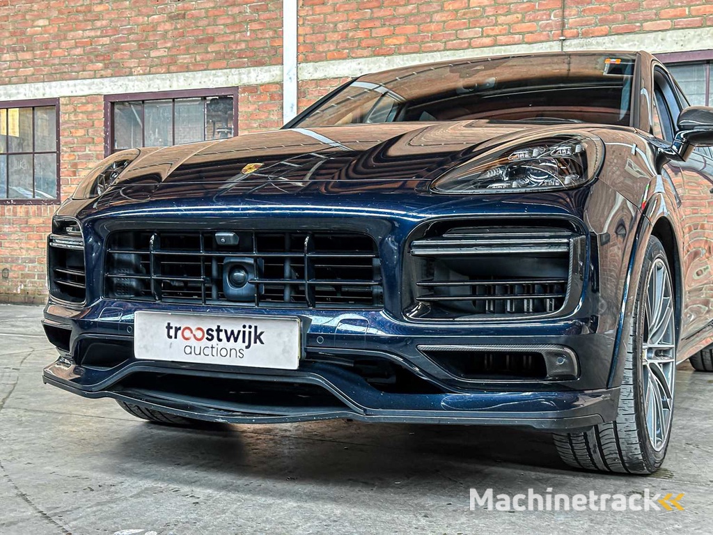 Porsche Cayenne Coupe Turbo S E-Hybrid 4.0 V8 -TECHART CARBON- 680PS 2020 (Original-NL), J-707-RT
