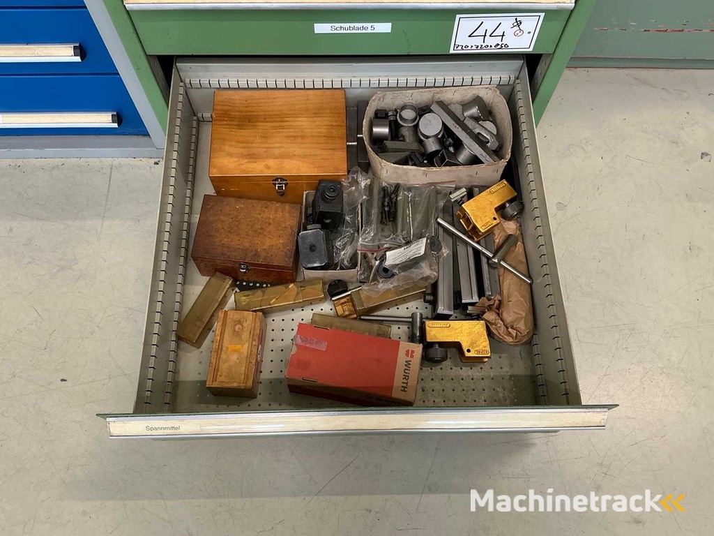 Gereedschapskast met inhoud