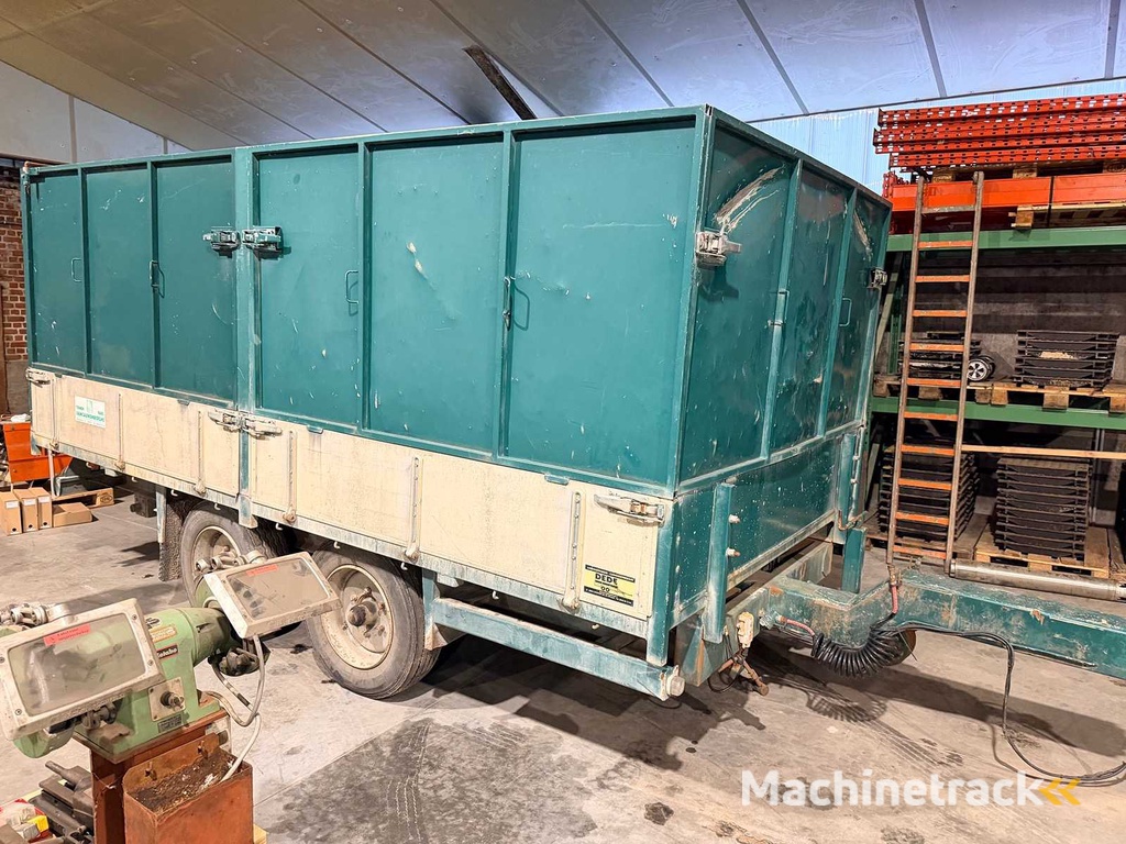 Consturctie DEDE - V23060 - Various Trailers