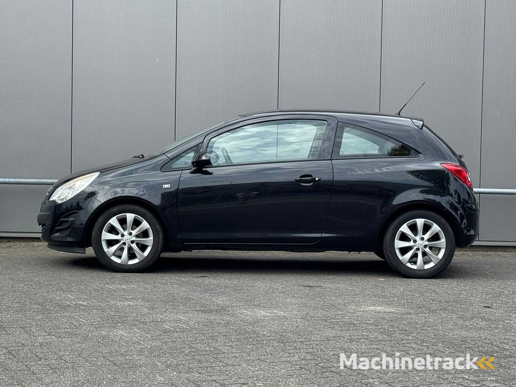 Opel - Corsa - 1.2 EcoF. Auswahl - GGS-59-T
