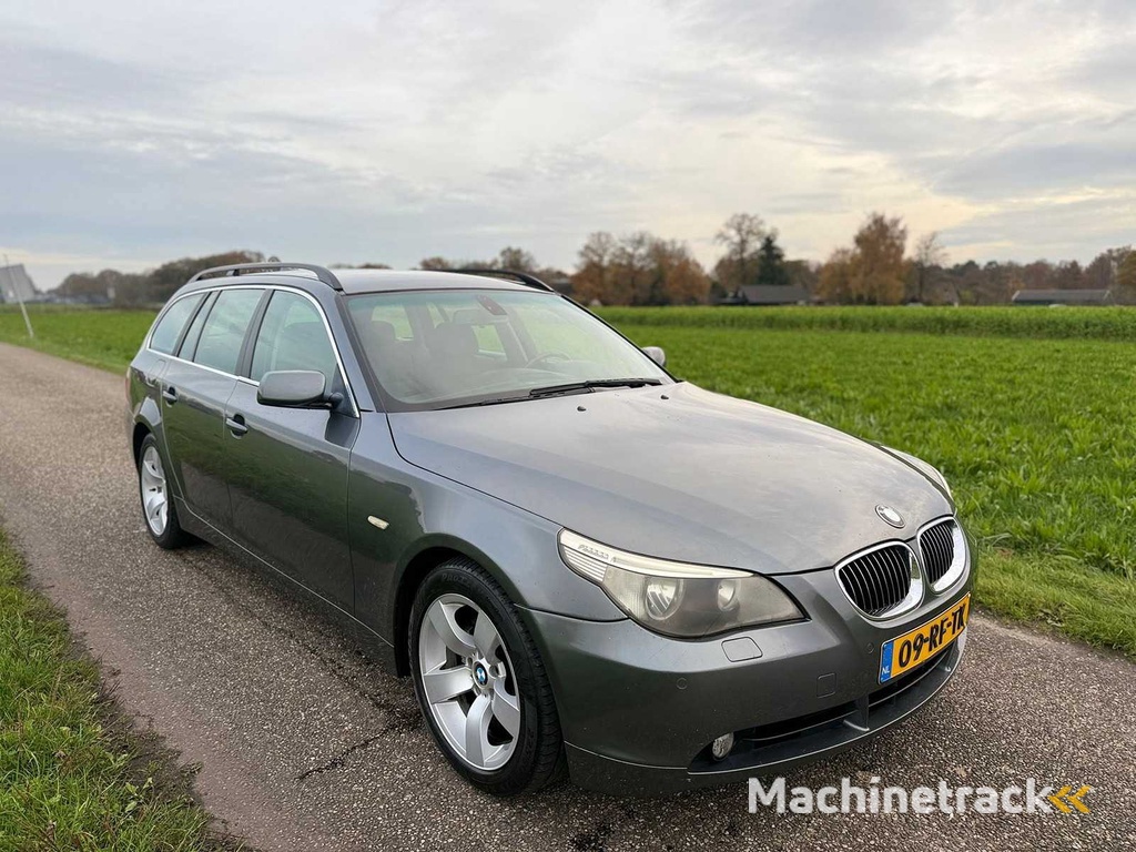 BMW - 2005 - 5-serie Touring - 525i - 09-RF-TK