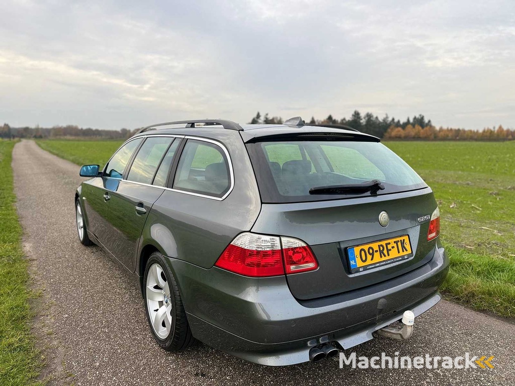 BMW - 2005 - 5-serie Touring - 525i - 09-RF-TK