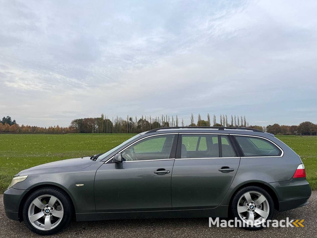 BMW - 2005 - 5-serie Touring - 525i - 09-RF-TK