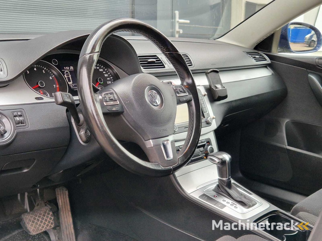 Volkswagen - 2010 - Passat Variant - 1.4 TSI Comfl BlueM - 65-LBT-3