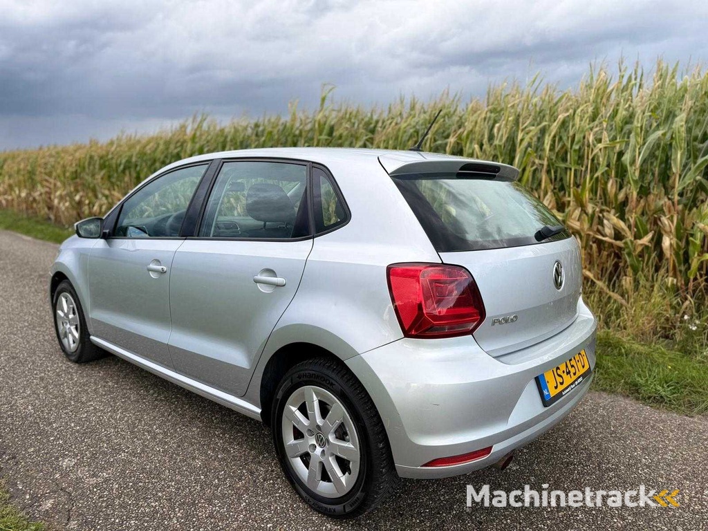 Volkswagen - 2016 - Polo - 1.2 TSI Comfortline - JS-451-D