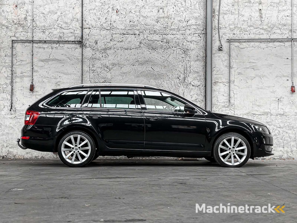 Skoda Octavia Combi 1.2 TSI Grt Eleg Bns 110PS 2014, 7-TXJ-83