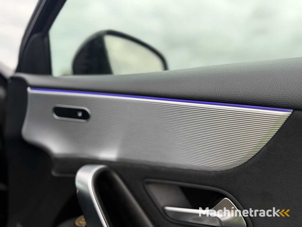 Mercedes-Benz - 2021 - A-Klasse - 200 d AMG Line - P-165-DK