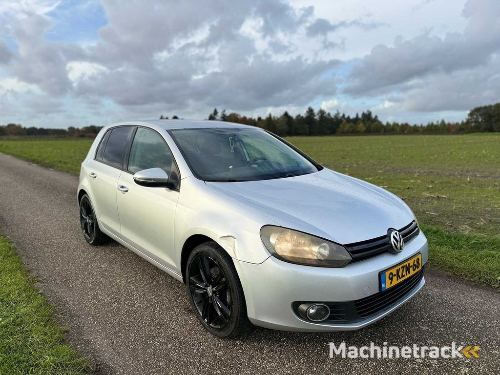 Volkswagen - 2009 - Golf - 1.6 Comfortline - 9-KZN-68