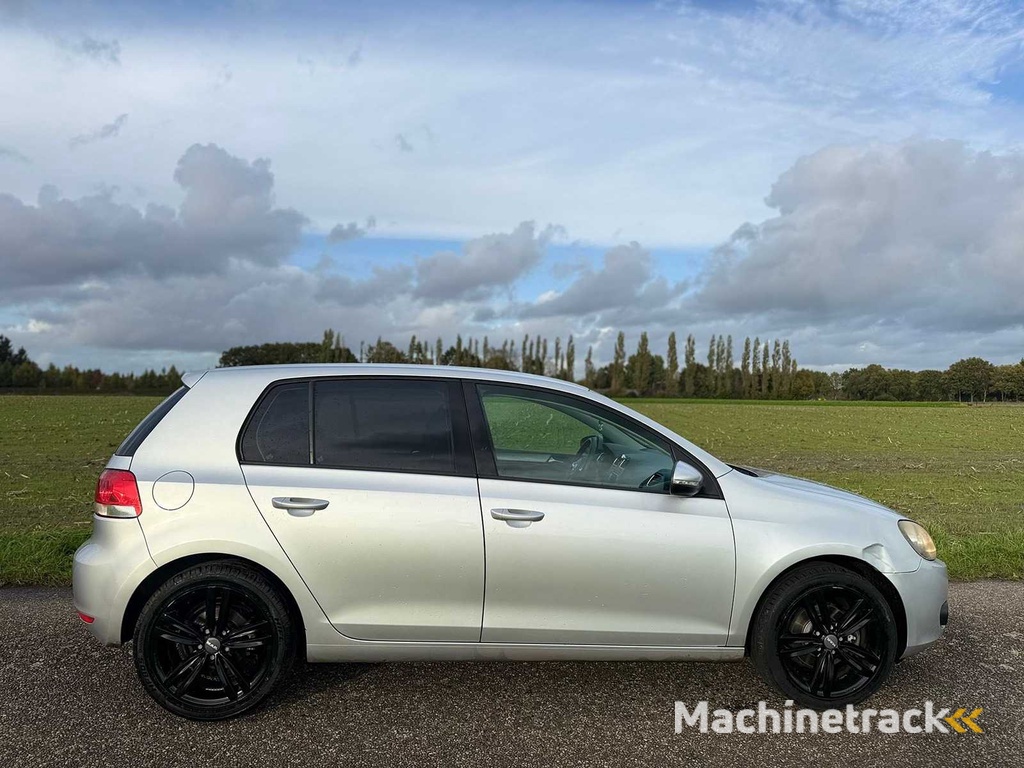 Volkswagen - 2009 - Golf - 1.6 Comfortline - 9-KZN-68