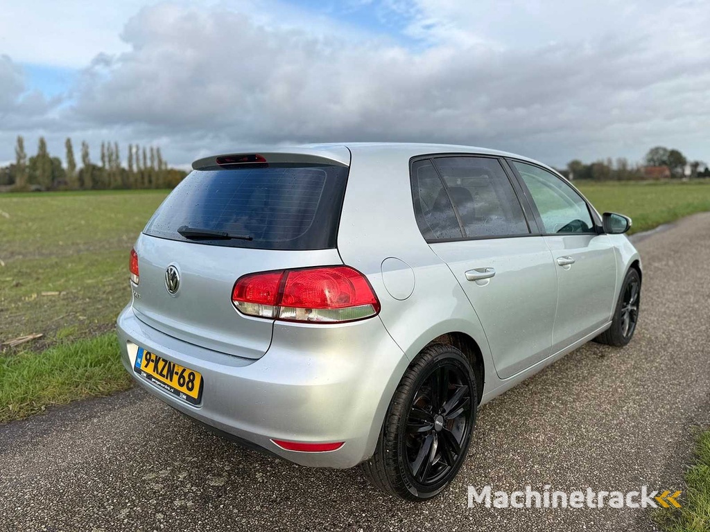 Volkswagen - 2009 - Golf - 1.6 Comfortline - 9-KZN-68