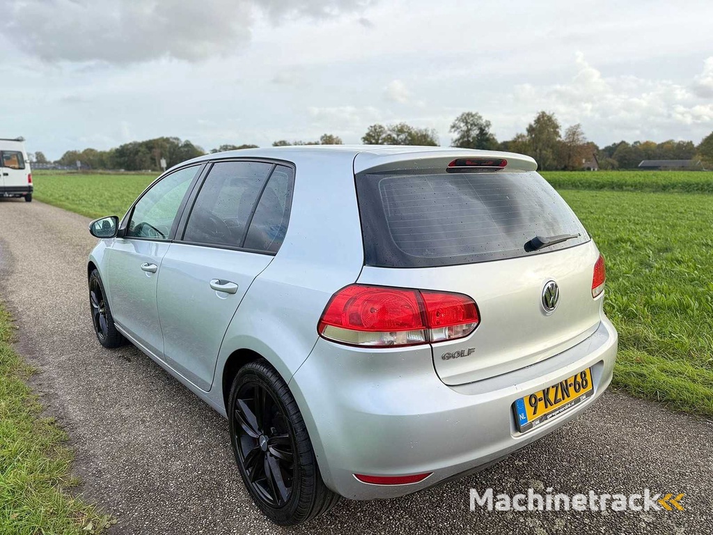 Volkswagen - 2009 - Golf - 1.6 Comfortline - 9-KZN-68