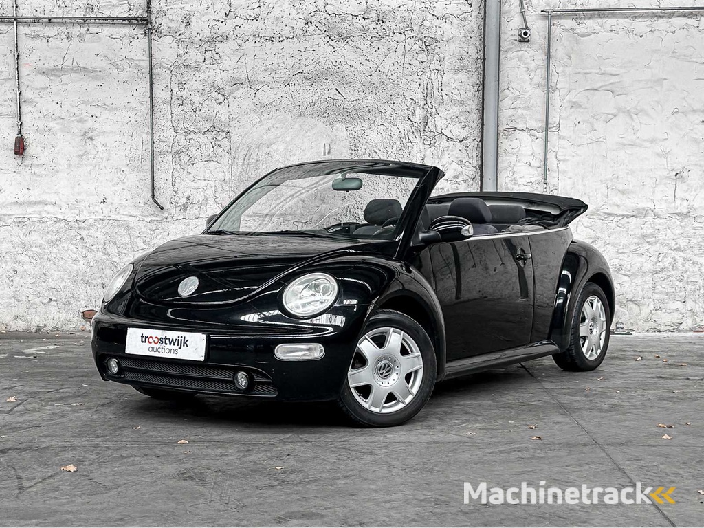 Volkswagen New Beetle Cabriolet 1.4 Turin 75PS 2003, TH-271-J