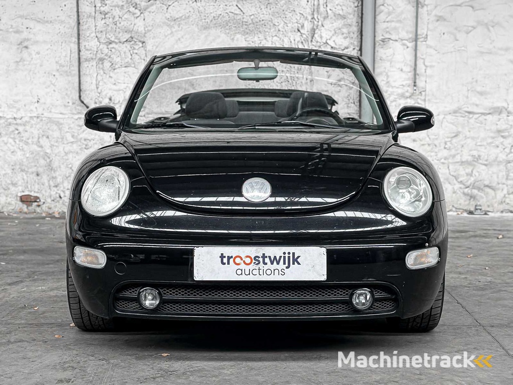Volkswagen New Beetle Cabriolet 1.4 Turin 75PS 2003, TH-271-J