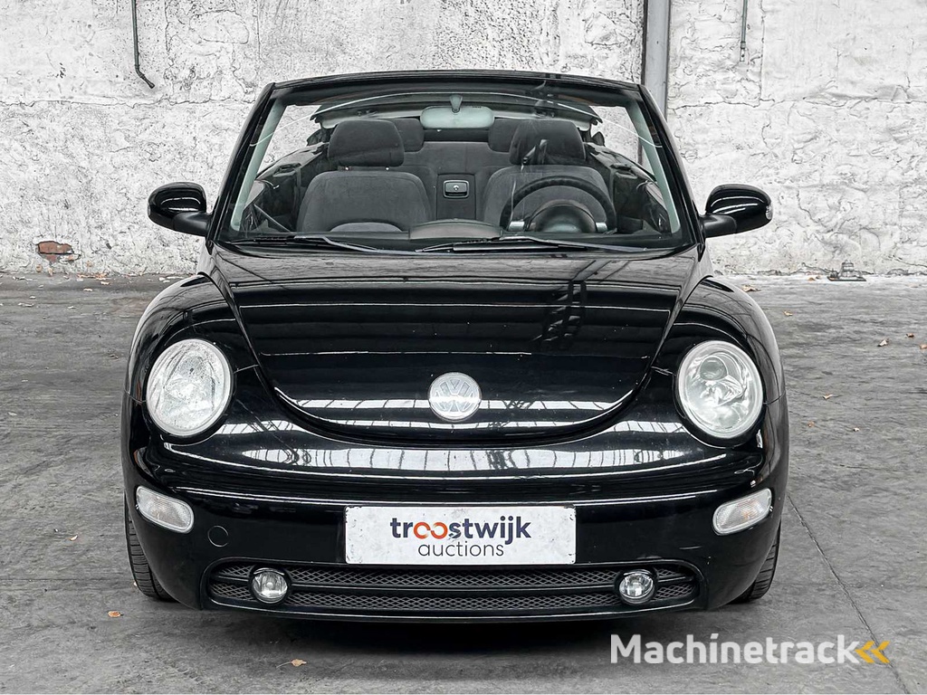 Volkswagen New Beetle Cabriolet 1.4 Turin 75PS 2003, TH-271-J