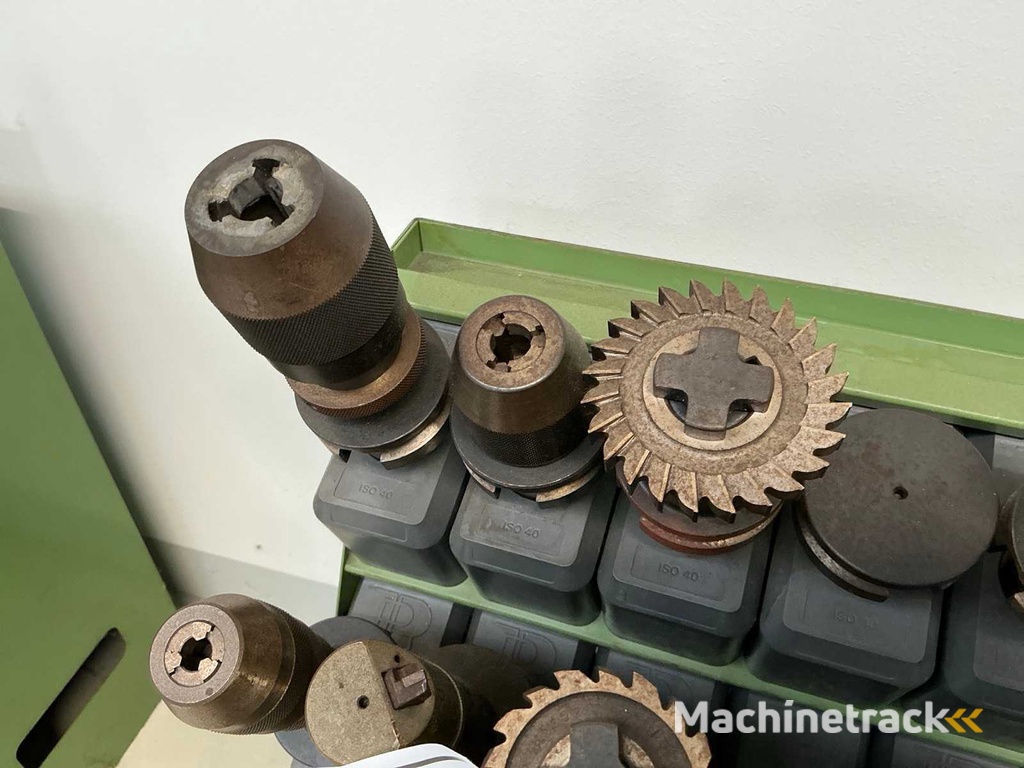 Lot BT40 Tool Holders