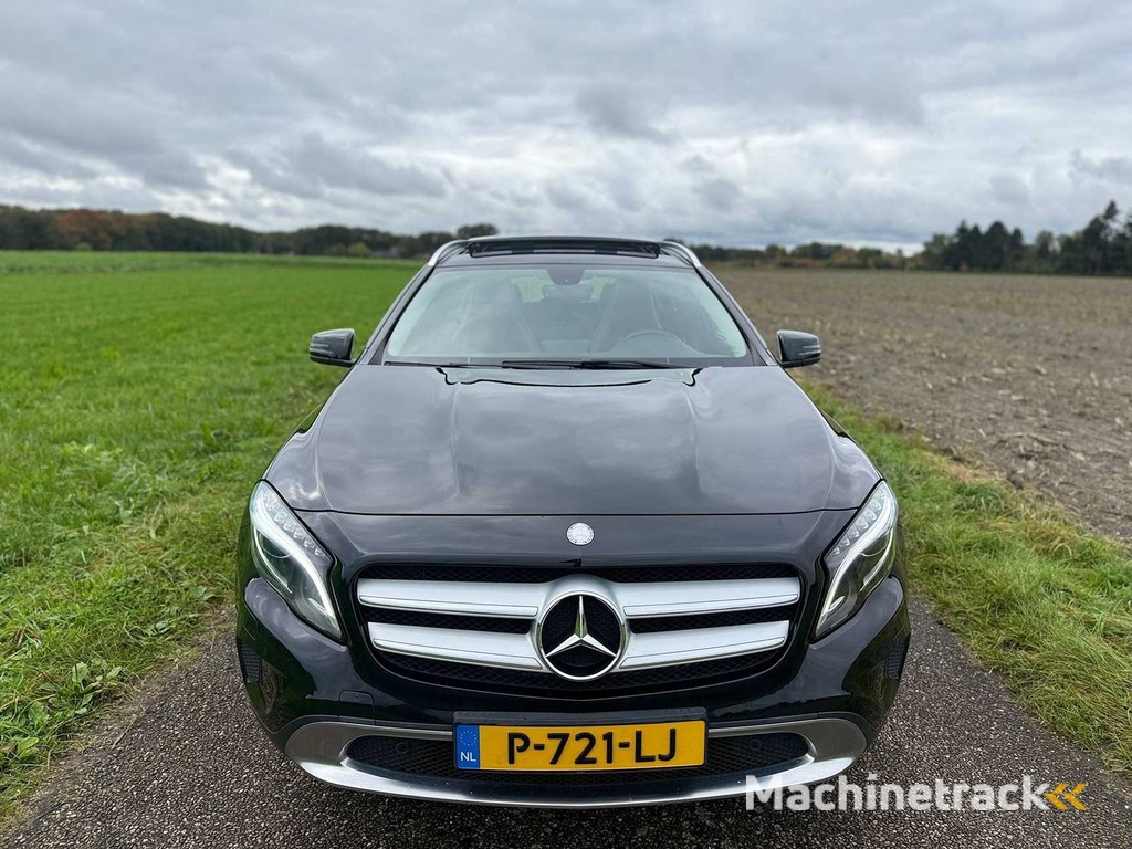 Mercedes-Benz - 2015 - GLA-Klasse - 180 - P-721-LJ