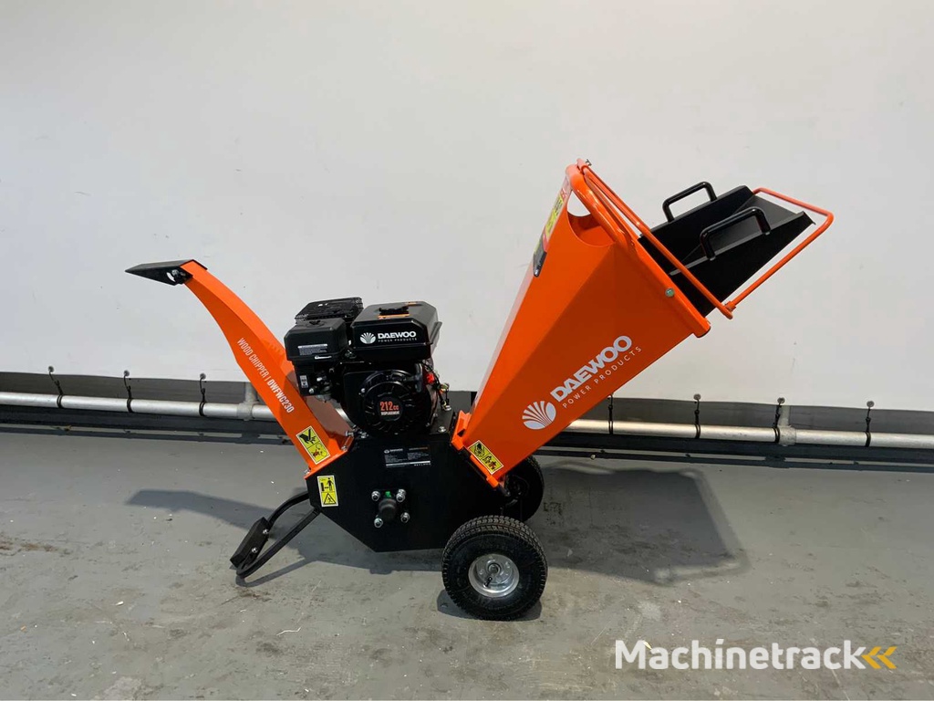 Daewoo - DWFWC230 - Houthakselaar, 7pk