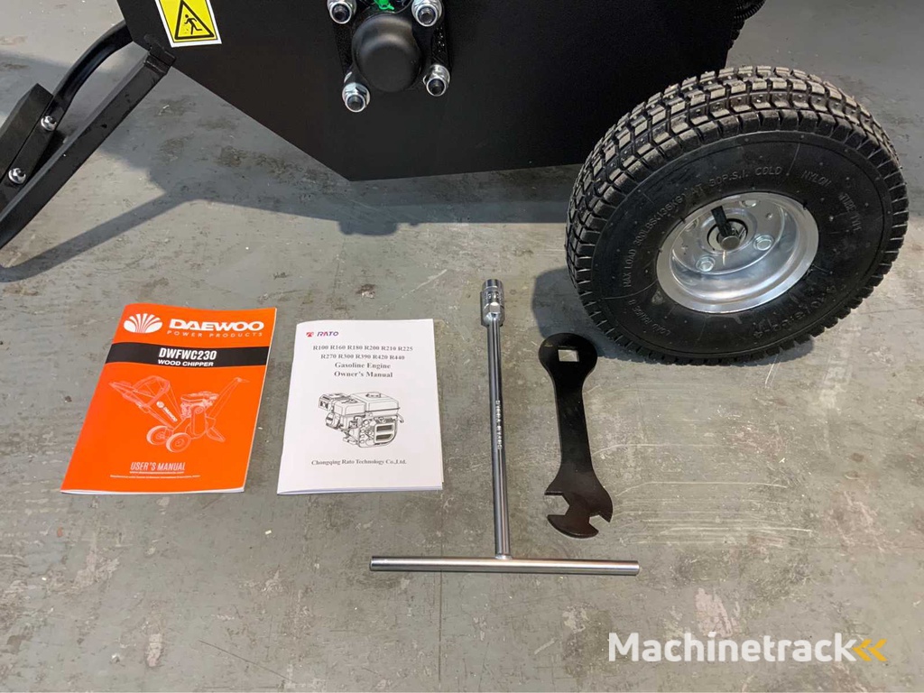 Daewoo - DWFWC230 - Houthakselaar, 7pk