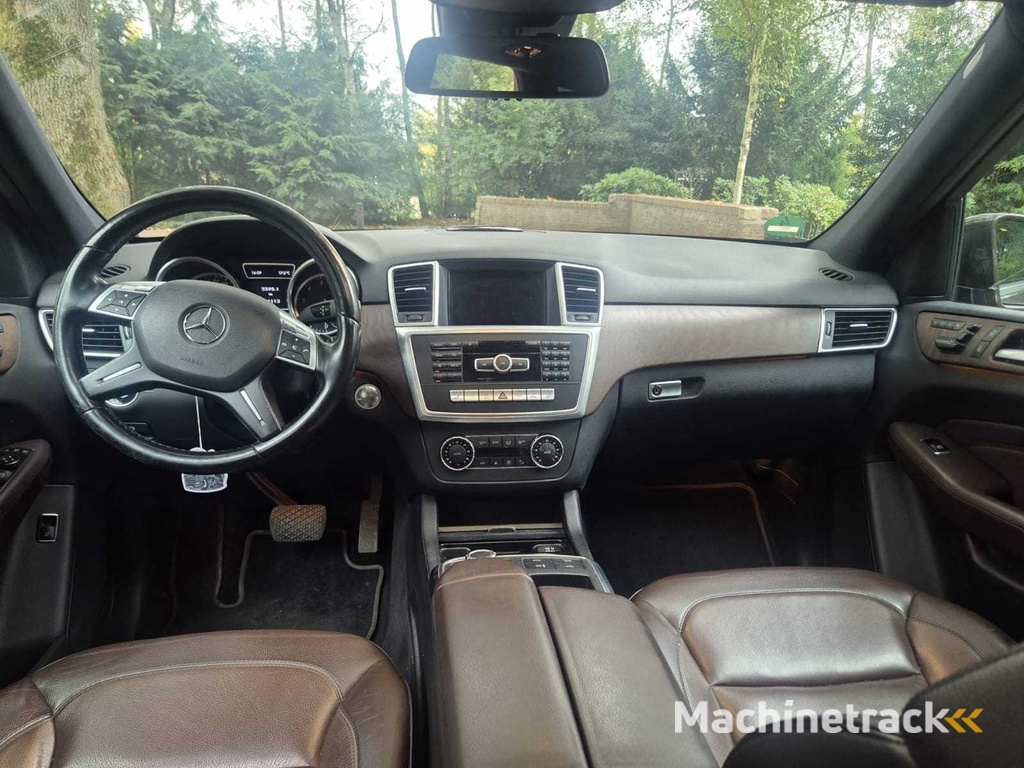 Mercedes-Benz - 2012 - M-Klasse - 350 - T-644-PT