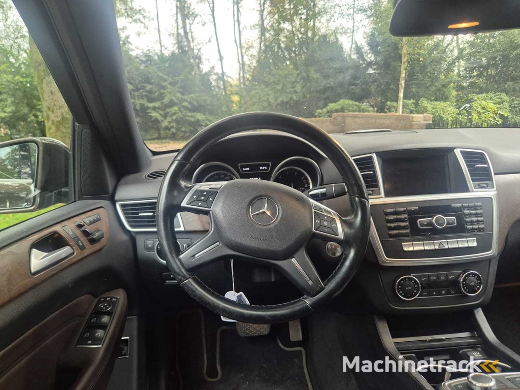 Mercedes-Benz - 2012 - M-Klasse - 350 - T-644-PT